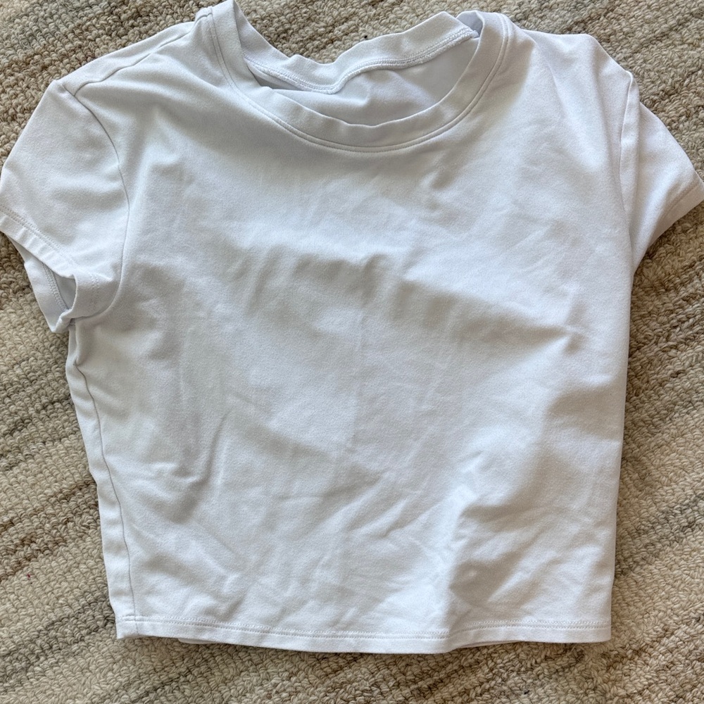alo white T-shirt